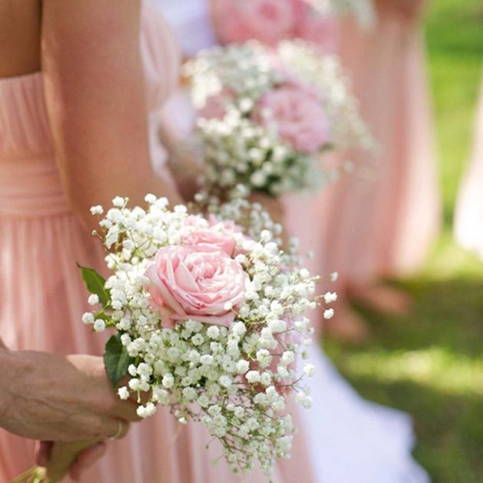 Розовые гипсофилы букет невесты