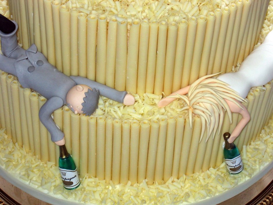 Свадебный торт прикольный смешной