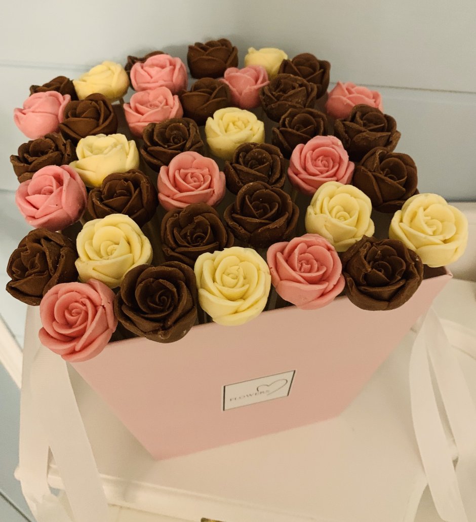 Шоколадные букеты из бельгийского шоколада розы