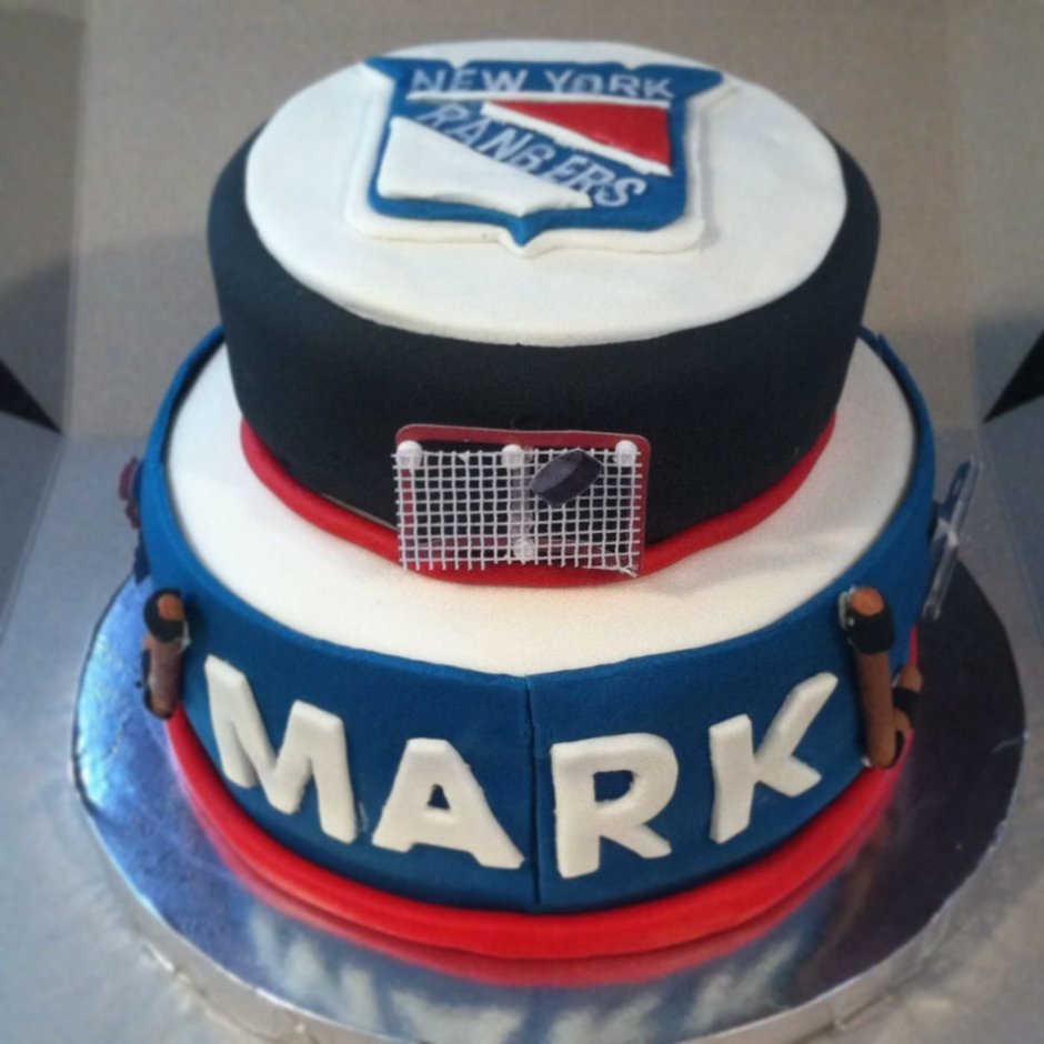 Торт с тематикой хоккея