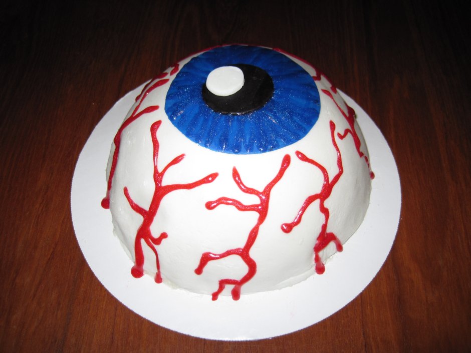 Торт с глазами на Хэллоуин
