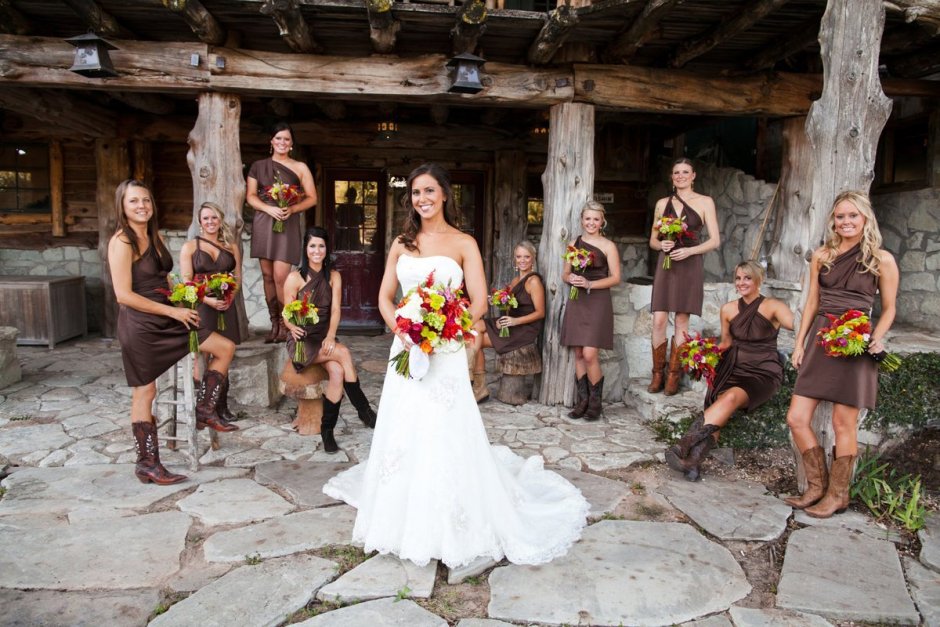 Свадьба в деревенском стиле одежда