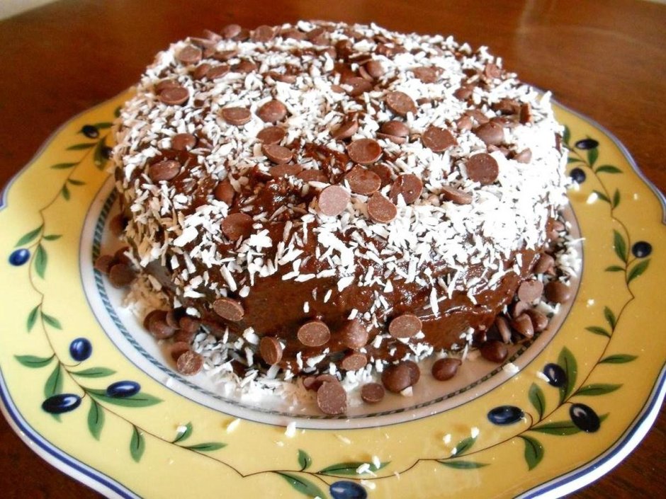 Торт из шоколадных пряников без выпечки