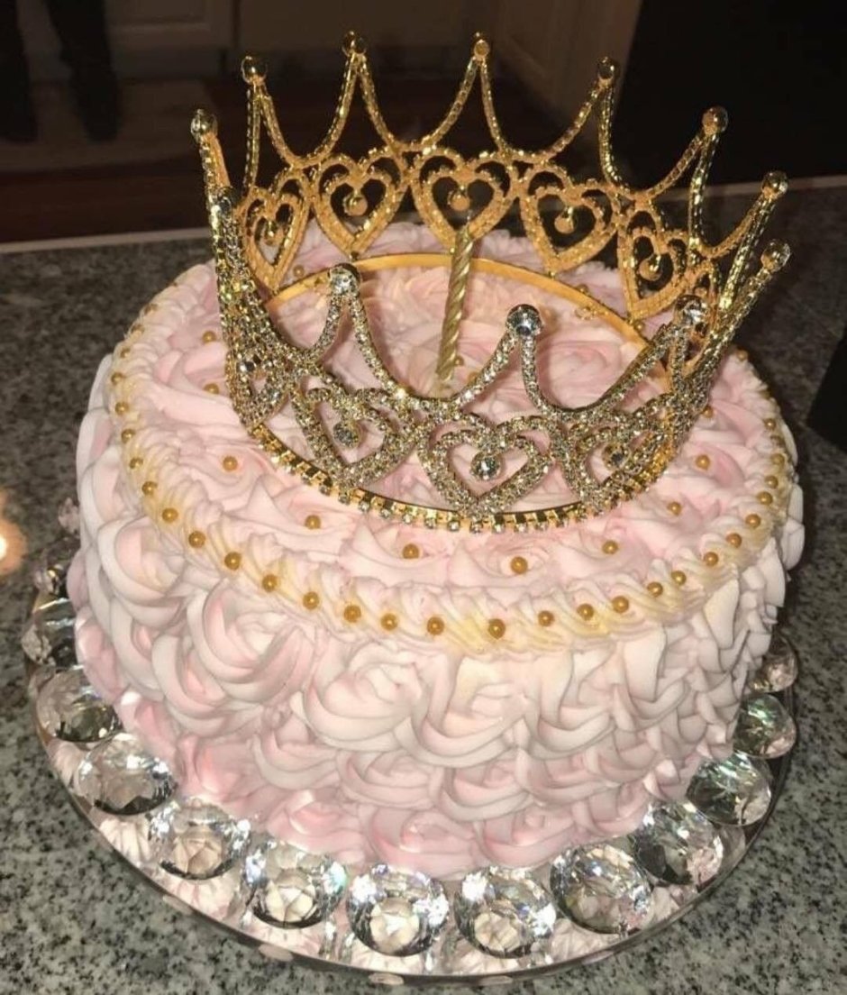 Торт с короной для девочки 16 лет