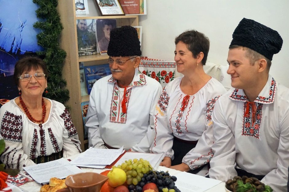 Молдаване встречают гостей
