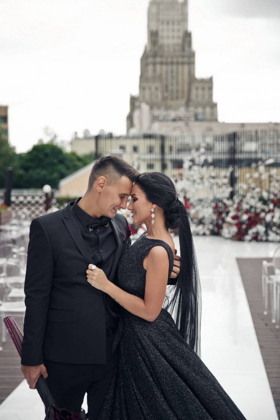 Свадьба в черном платье любовь Сидоркина