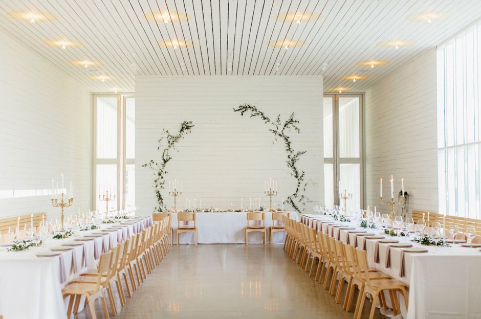 Украшение зала на свадьбу в стиле Минимализм