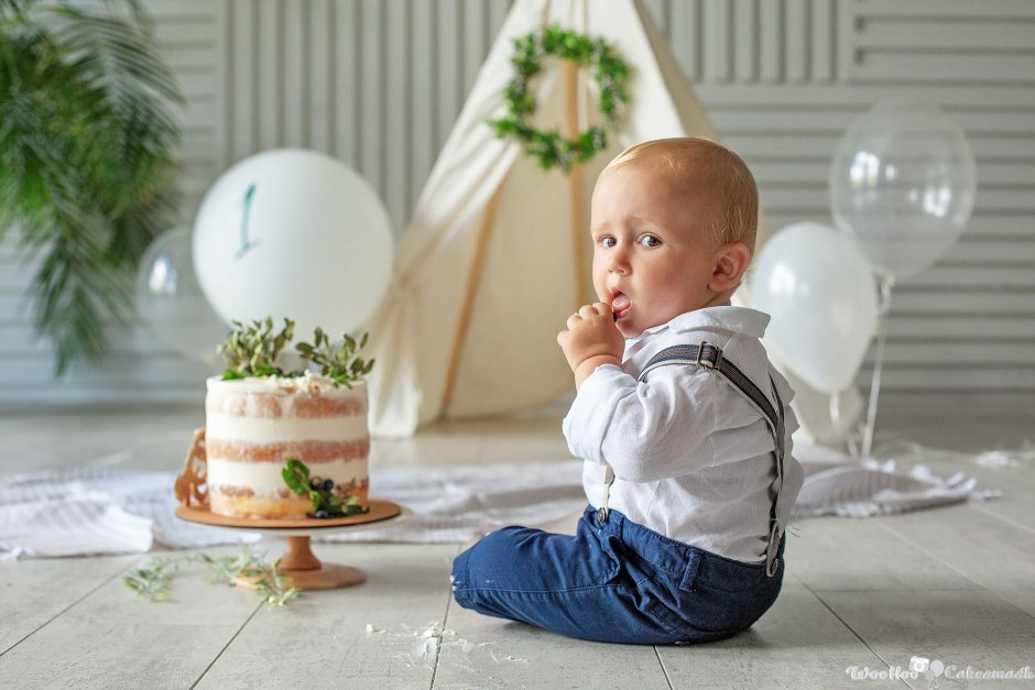 Фотосессия первый тортик для мальчика