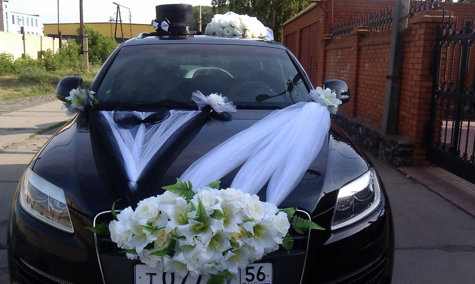 Украшение машины на свадьбу жениха
