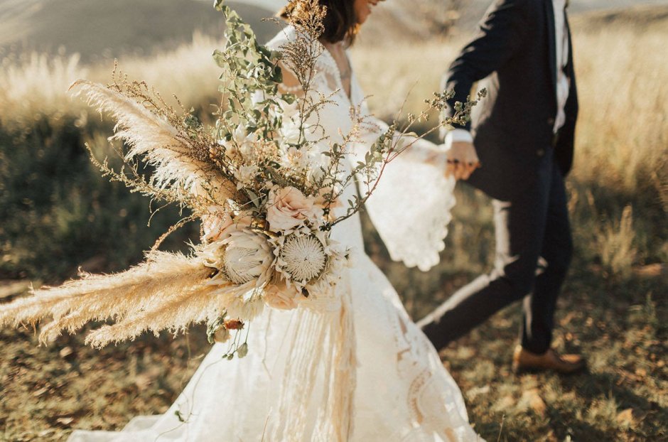 Букет невесты с пампасной травой