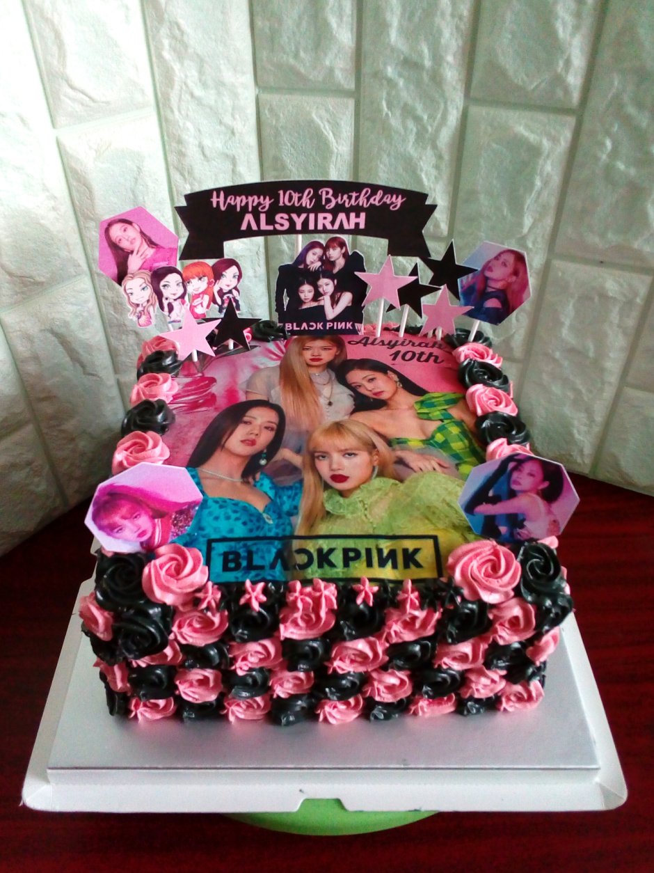 BLACKPINK Cake