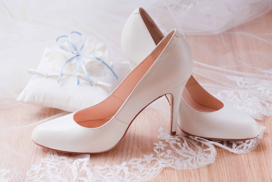 Свадебные туфли классические