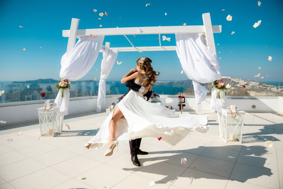 Остров свадеб в Греции