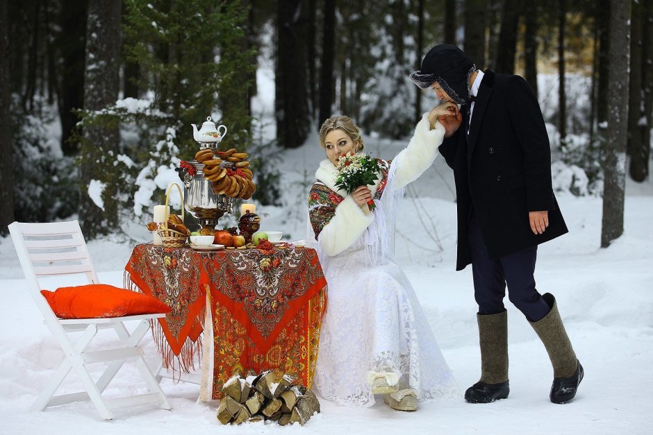 Свадьба зимой в стиле советского Союза