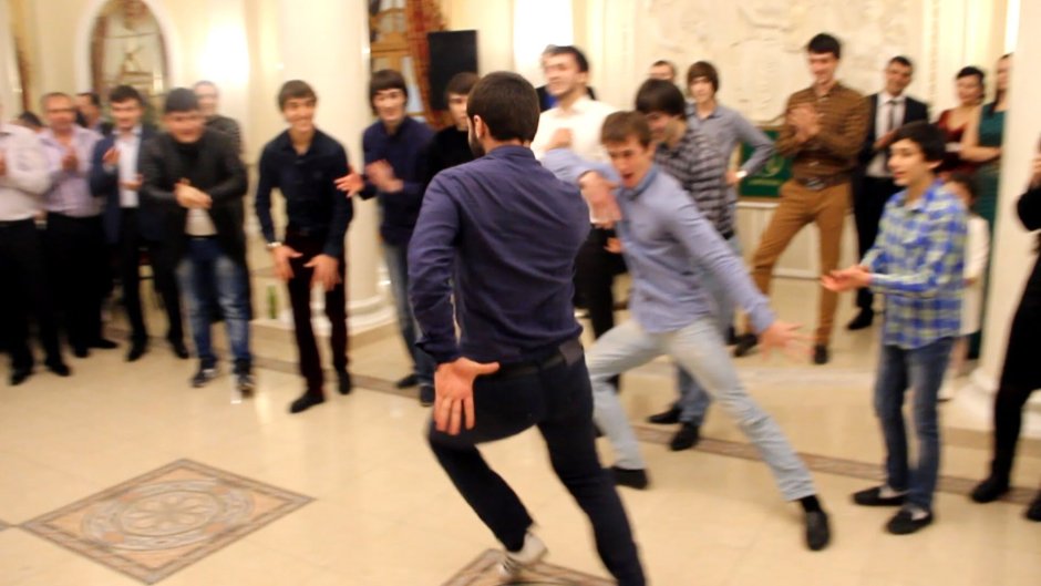 Дагестанцы танцуют