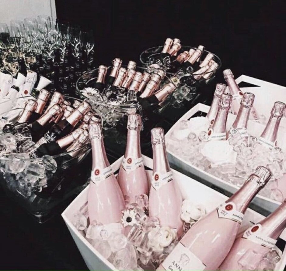 Розовое шампанское Эстетика