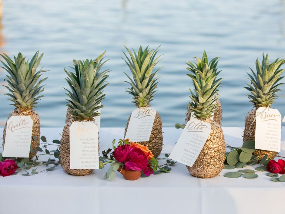 Номерки на свадьбу в тропическом стиле