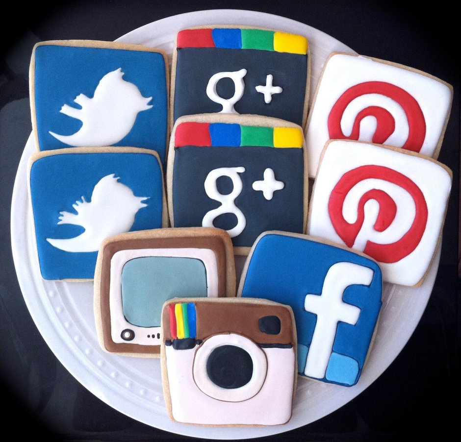Торт в стиле социальных сетей