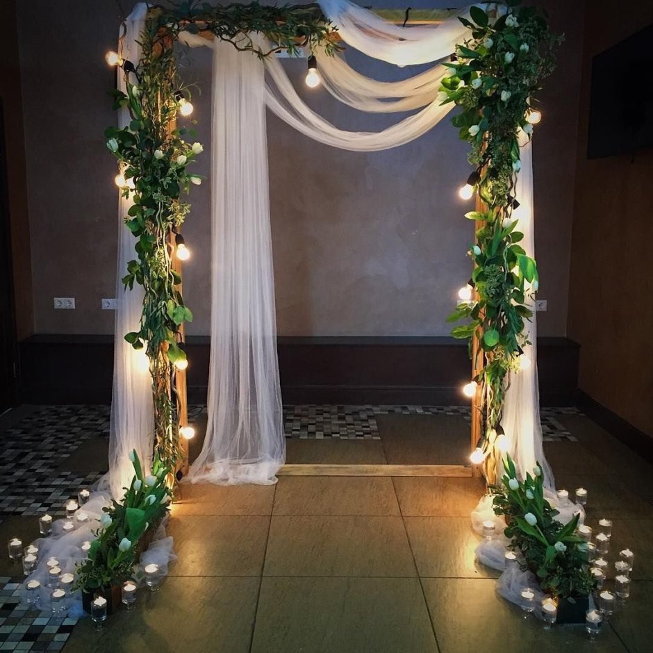 Украшение свадебной арки зеленью