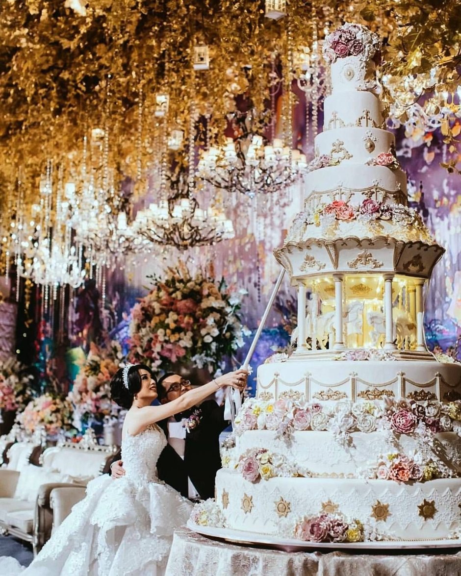 Роскошные Свадебные торты Королевские