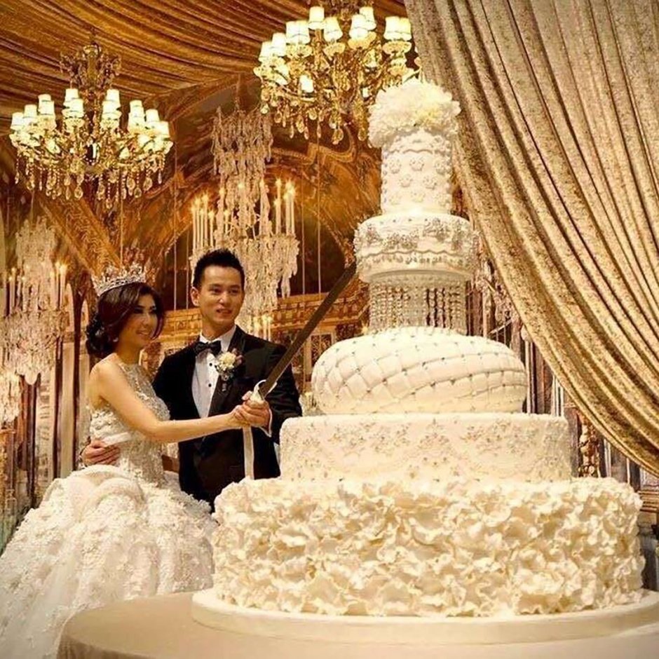 Торт свадебный самых богатых