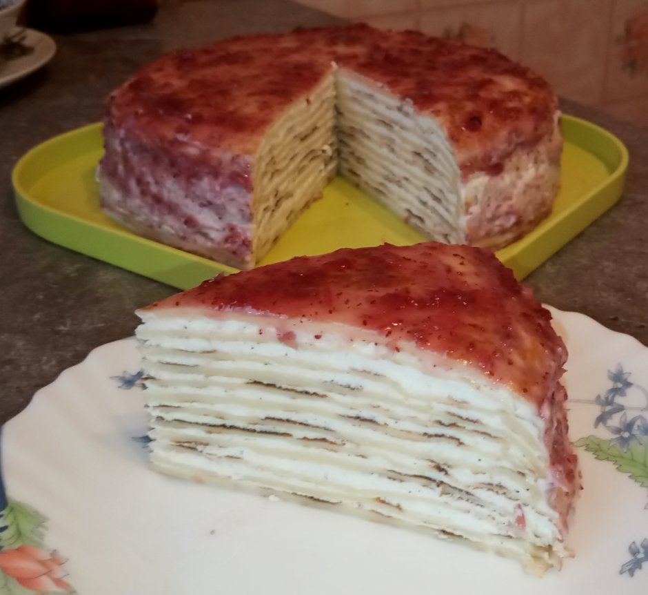 Блинный торт с красными коржами