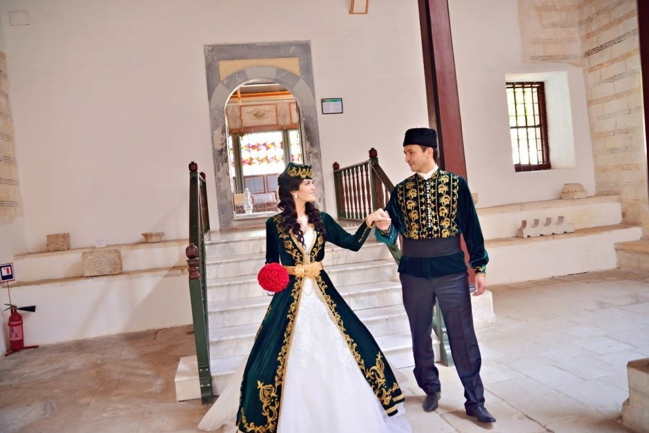 Национальный крымскотатарский костюм свадебный