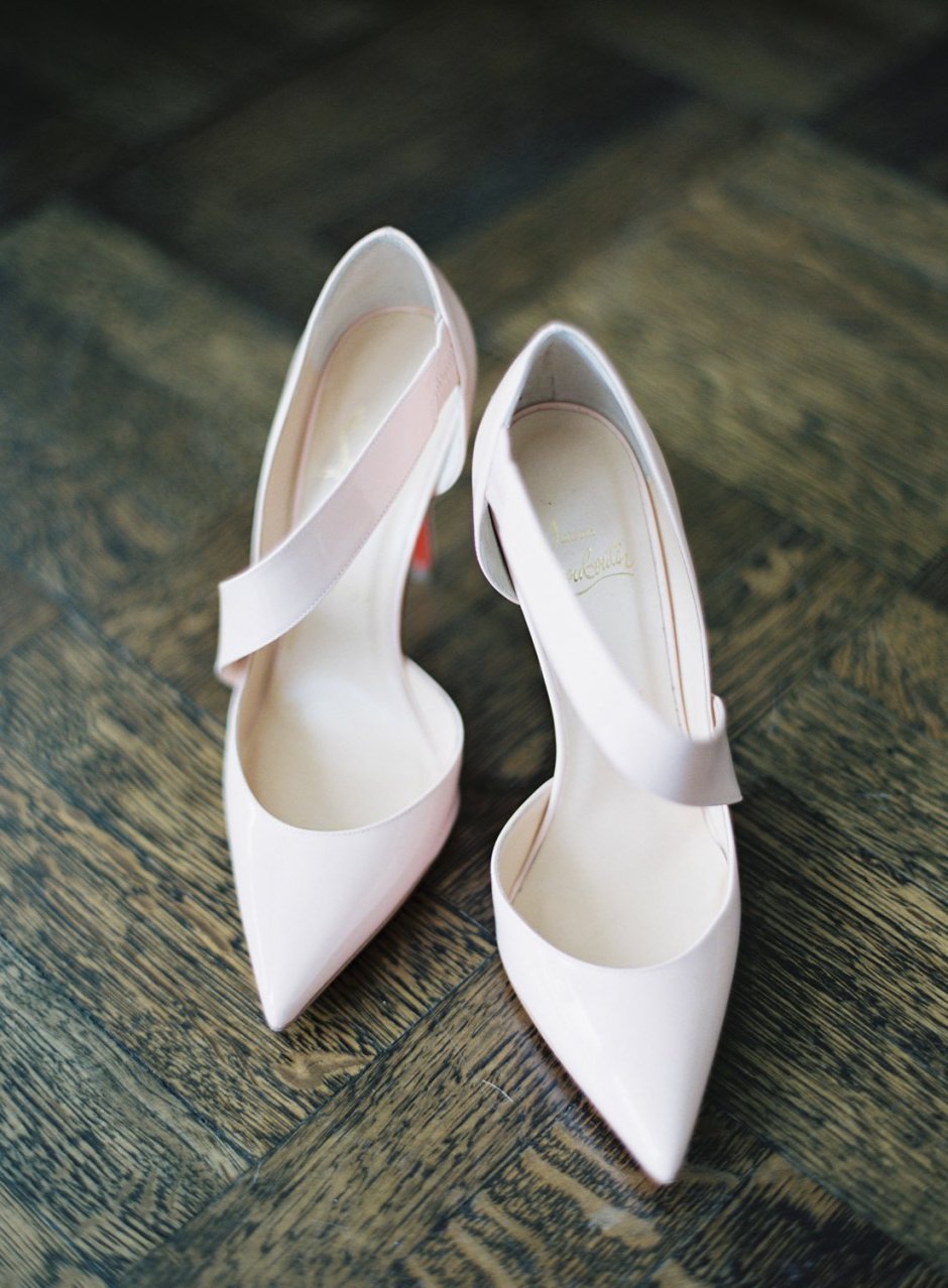 Красивые Свадебные туфли минималистичные