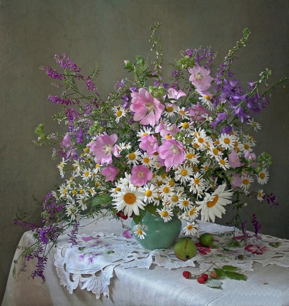 «Натюрморт. Полевые цветы» 1952г. Александр Герасимов