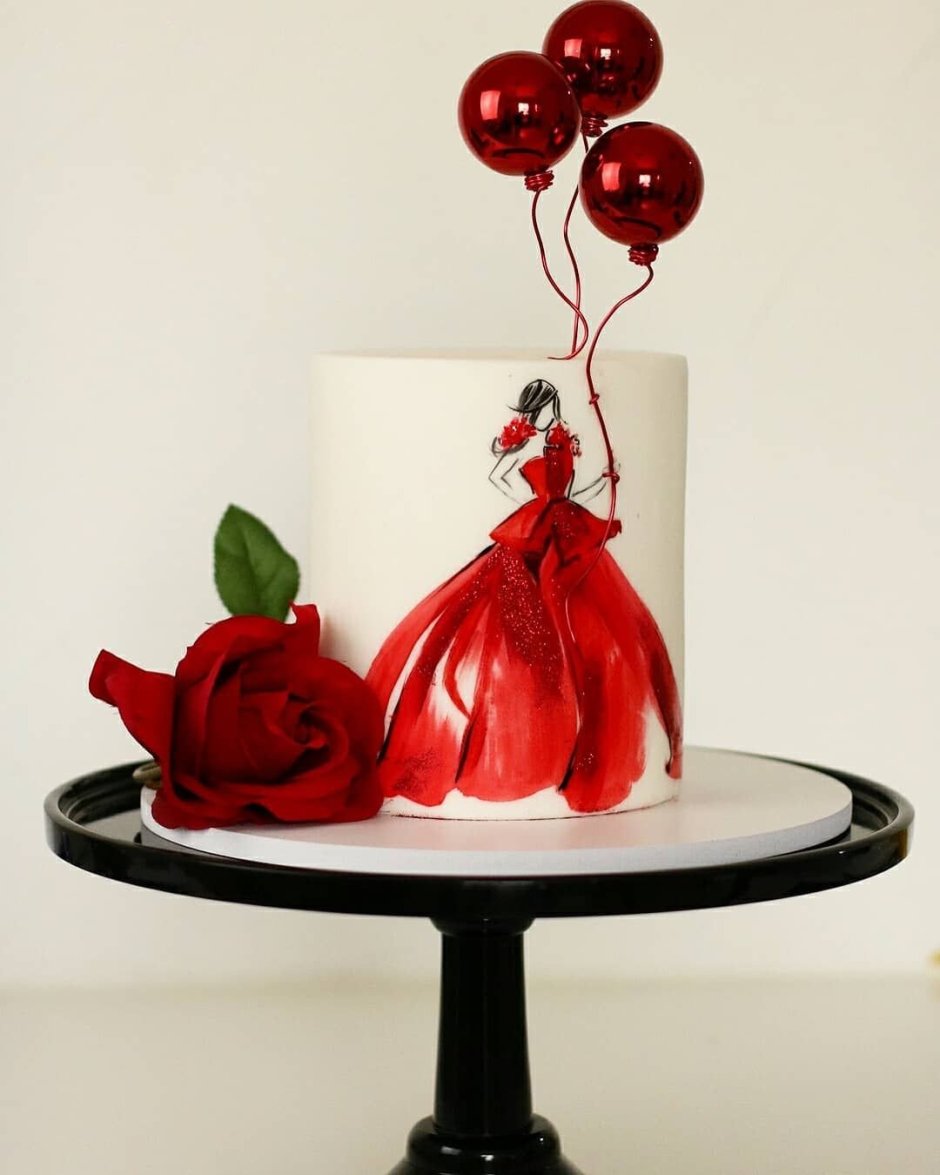 Красный торт для женщины