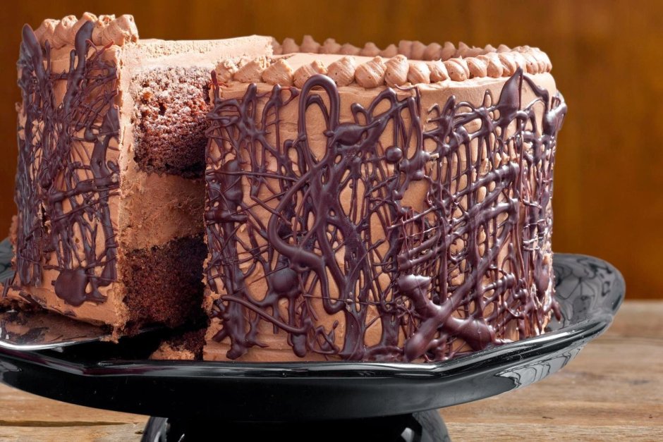 Шоколадный торт дизайнерский