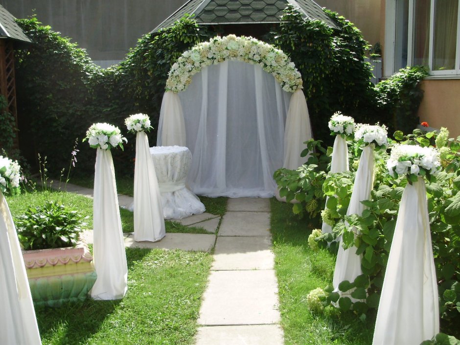 Свадебная арка из ткани