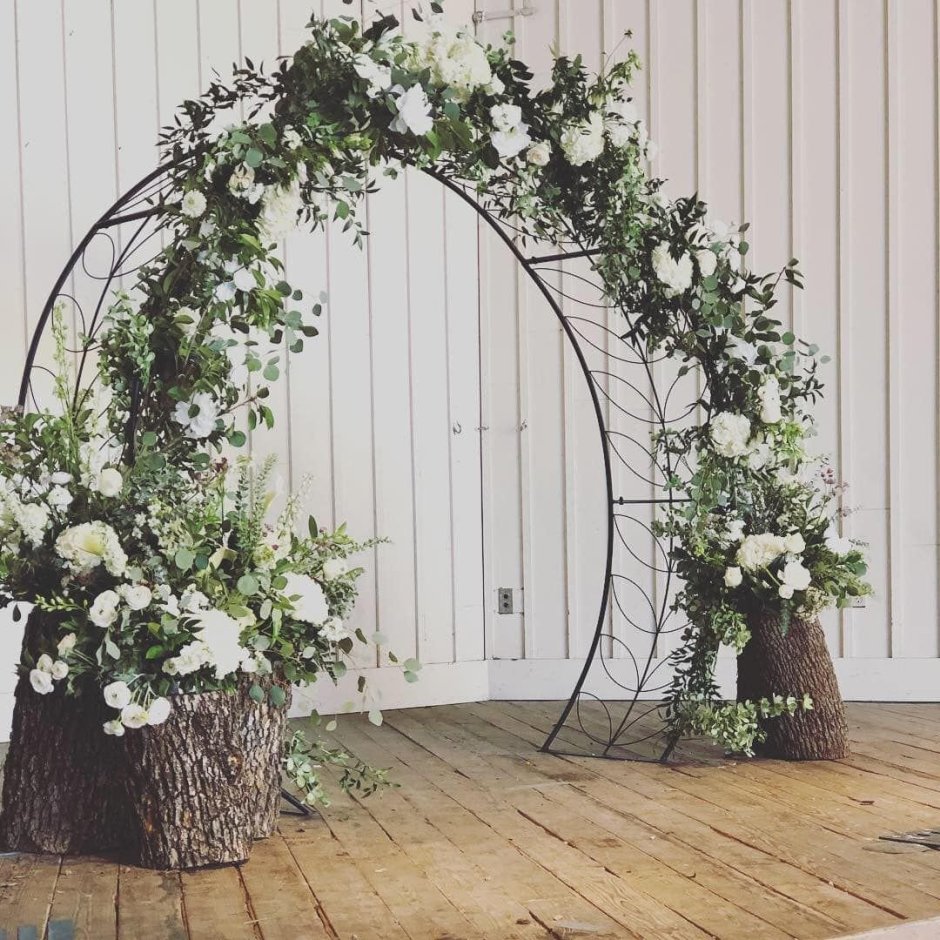 Свадебная арка из цветов