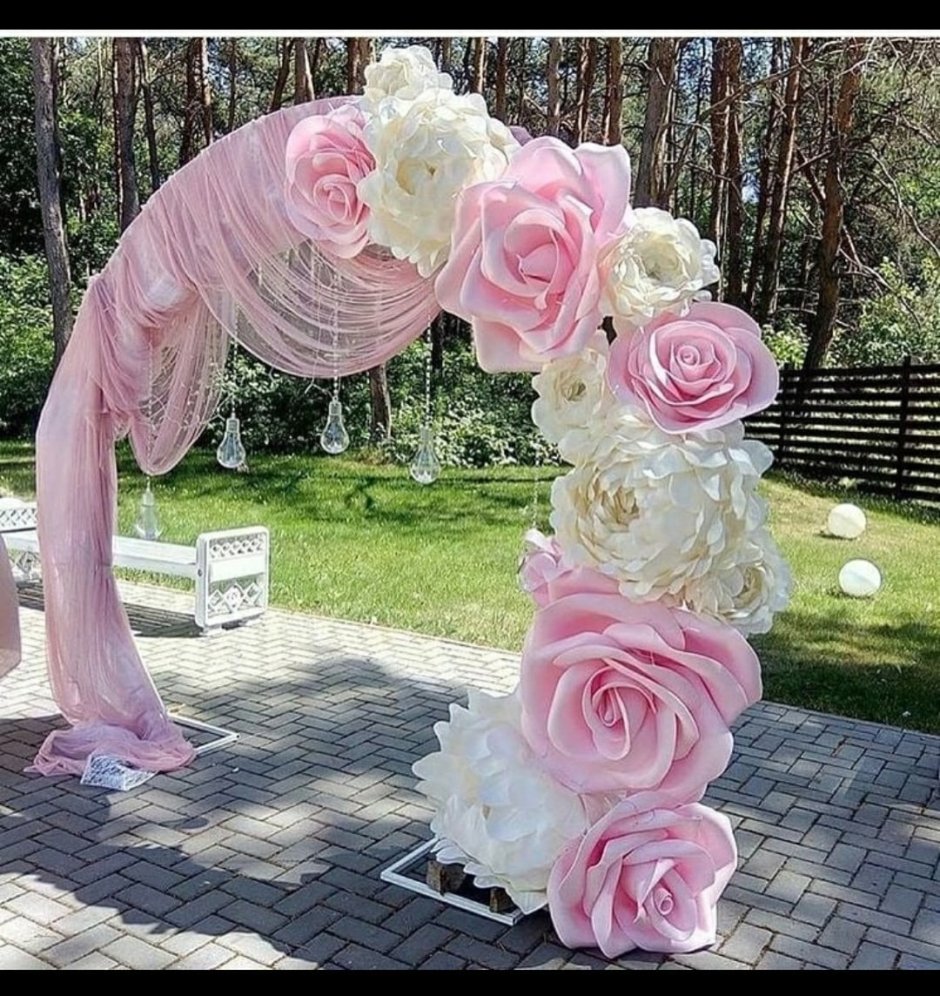 Арка из цветов на свадьбу