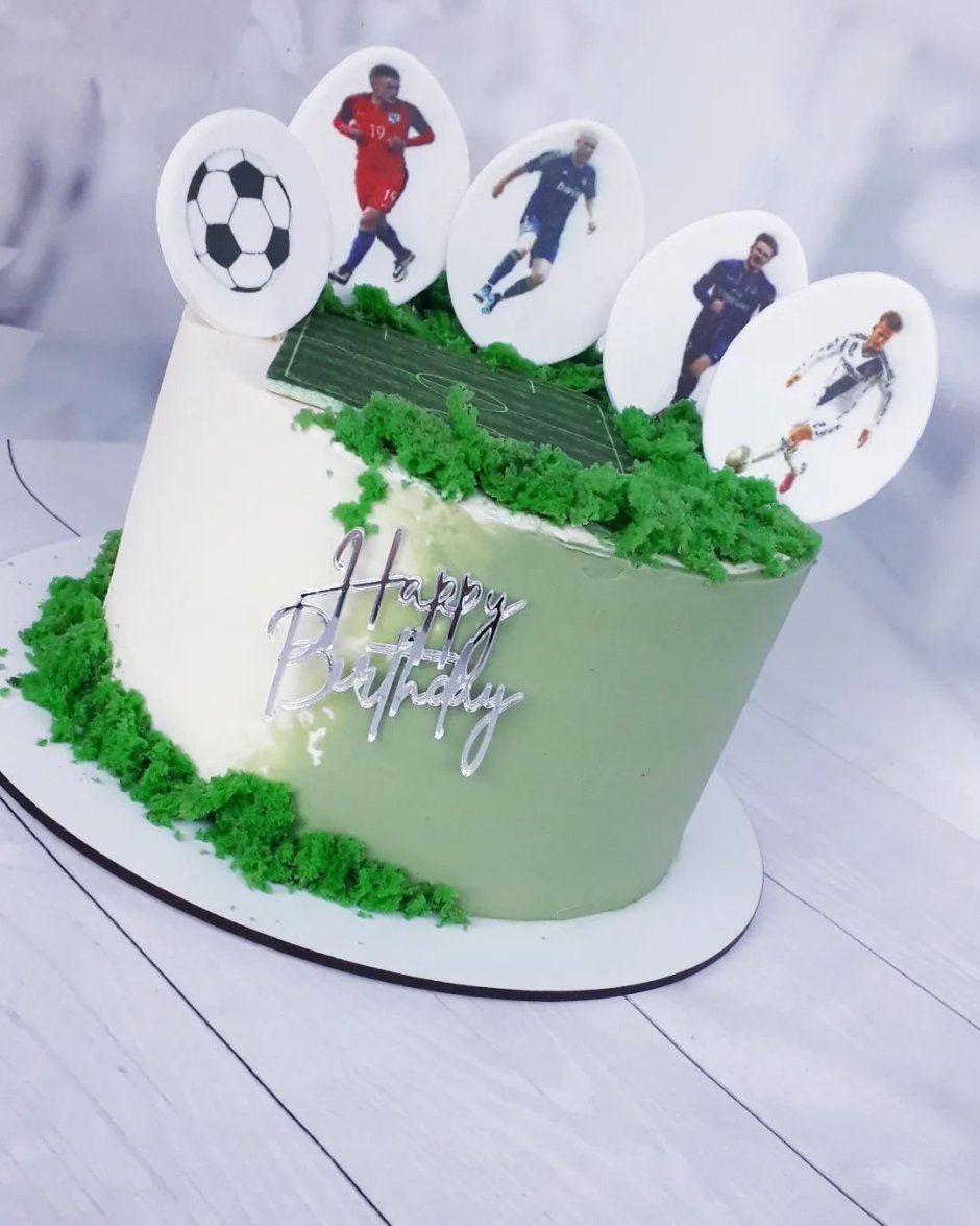 Свадебный торт на футбольную тематику