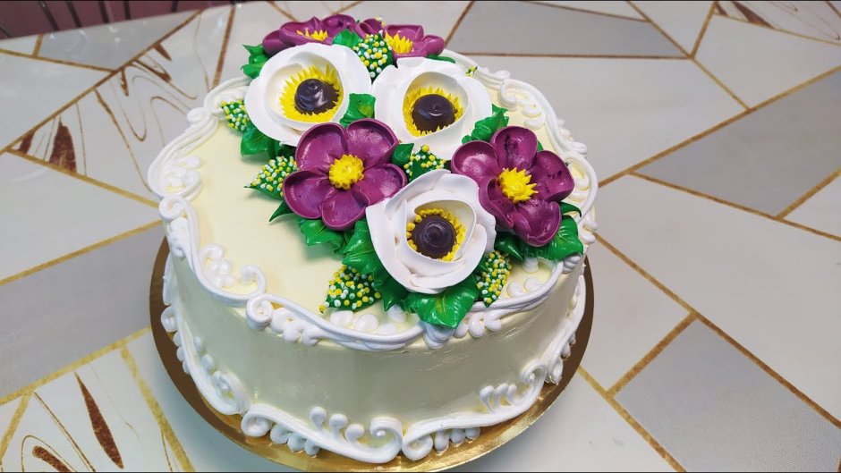 Торты кремовые с цветами от Надюшины тортики