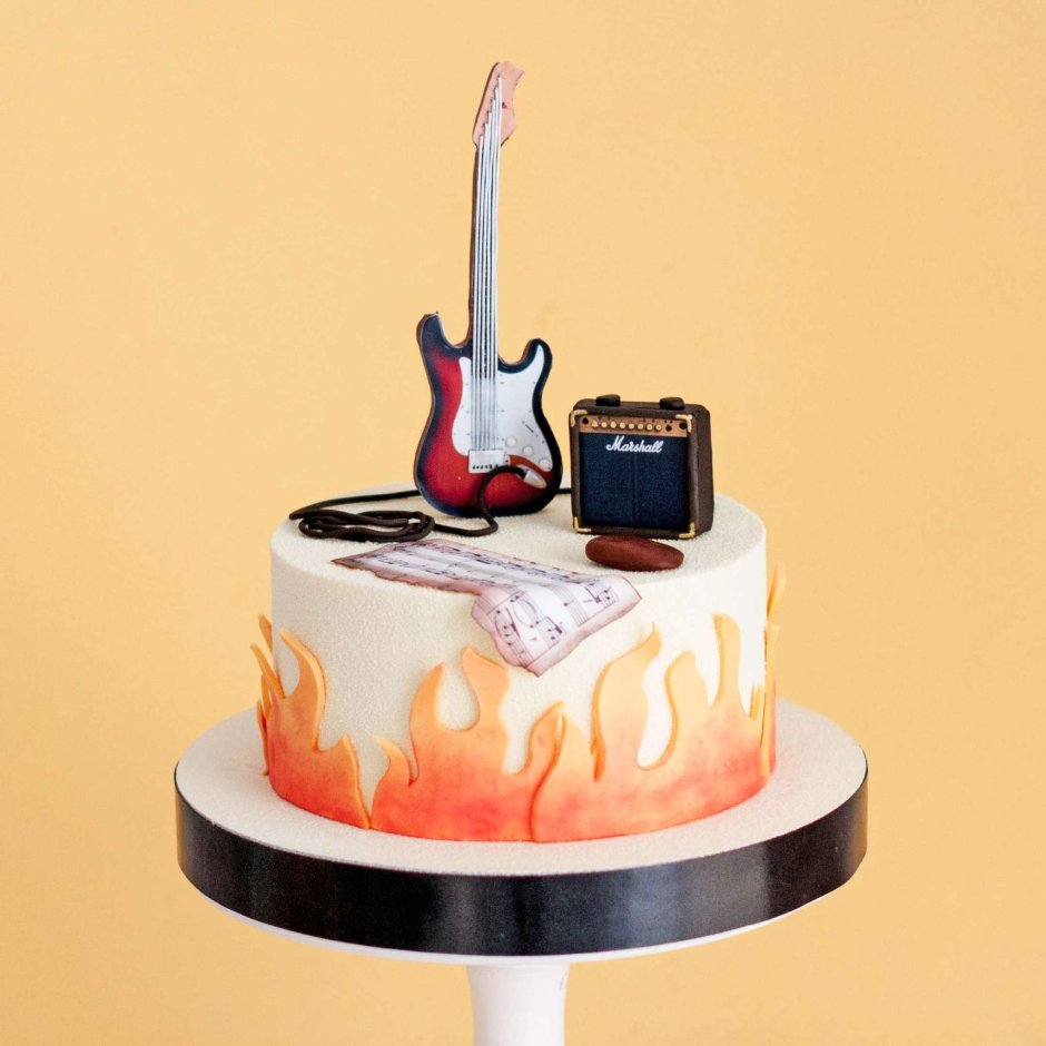 Торт с электрогитарой