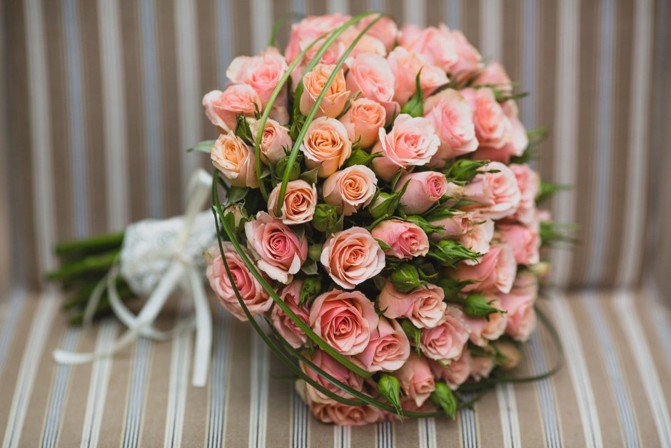 Свадебный букет из чайных роз