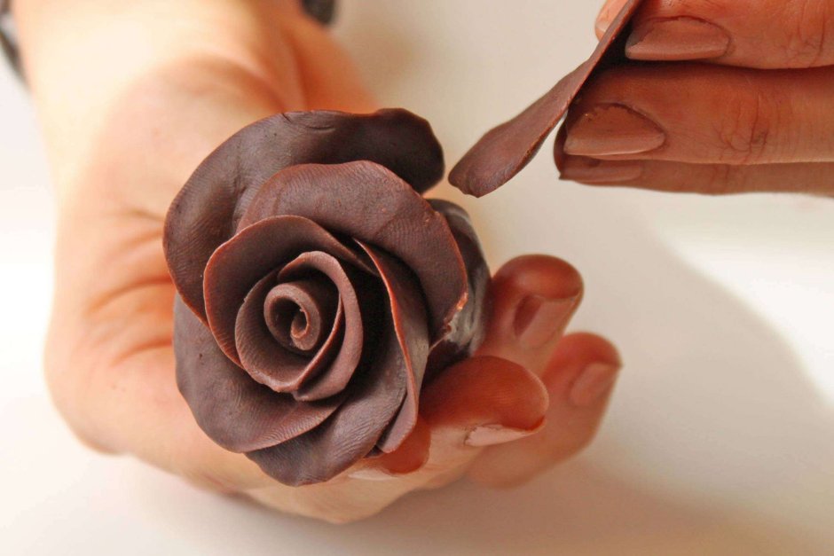 Роза из шоколада мастер класс