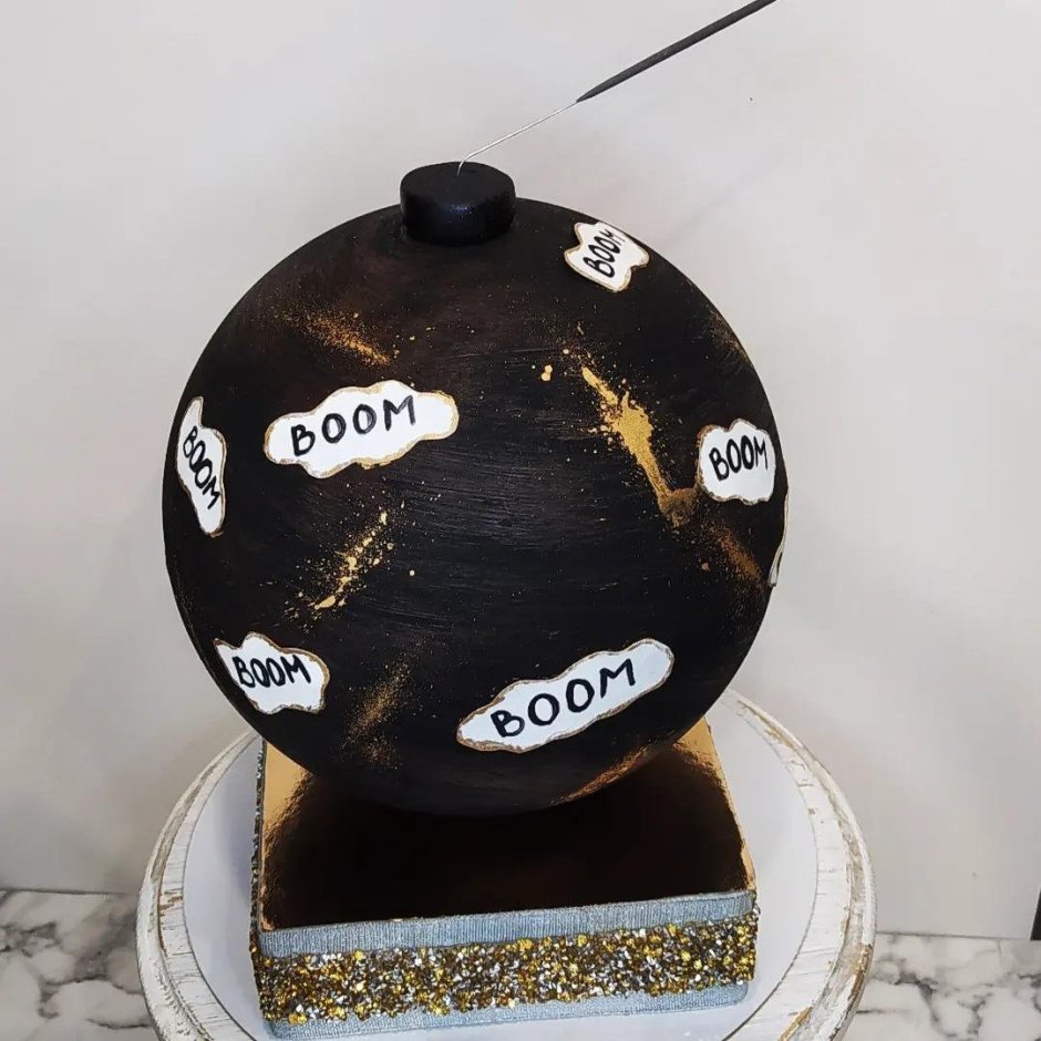 Торт шар бомба