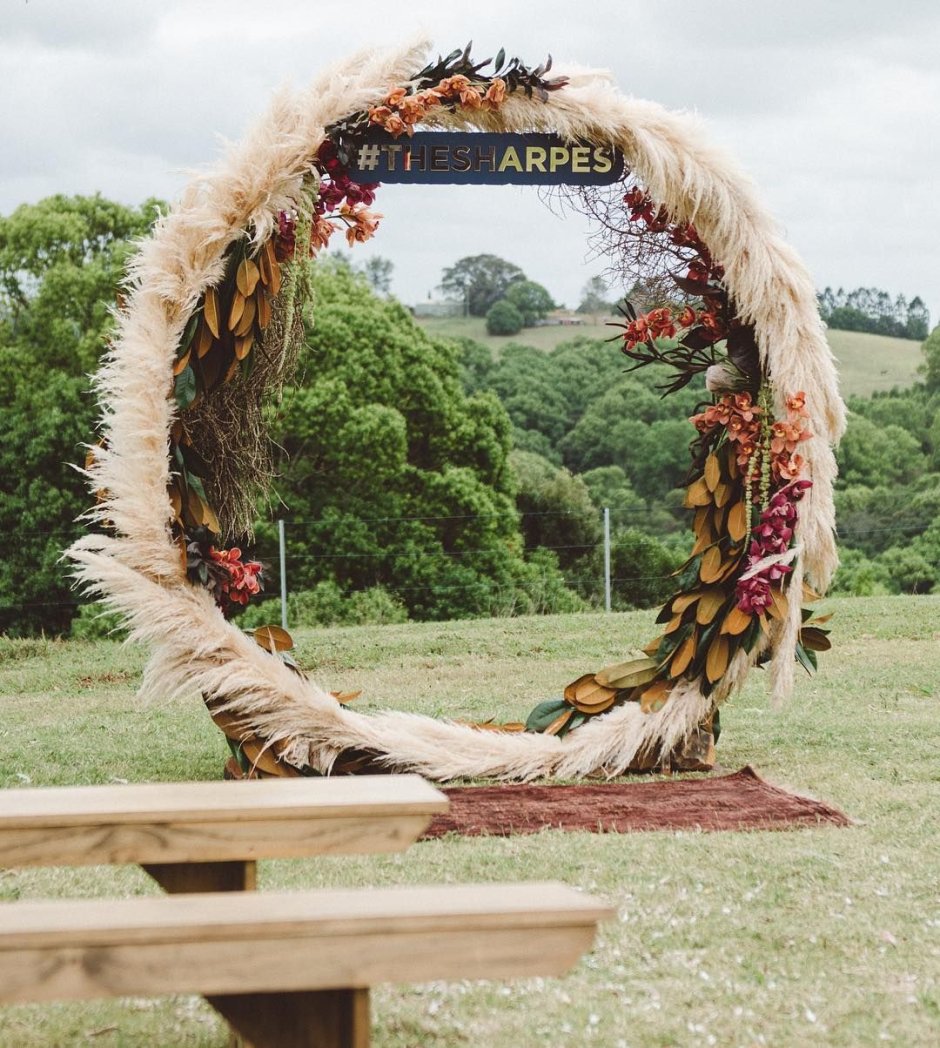 Свадебная арка с колосьями