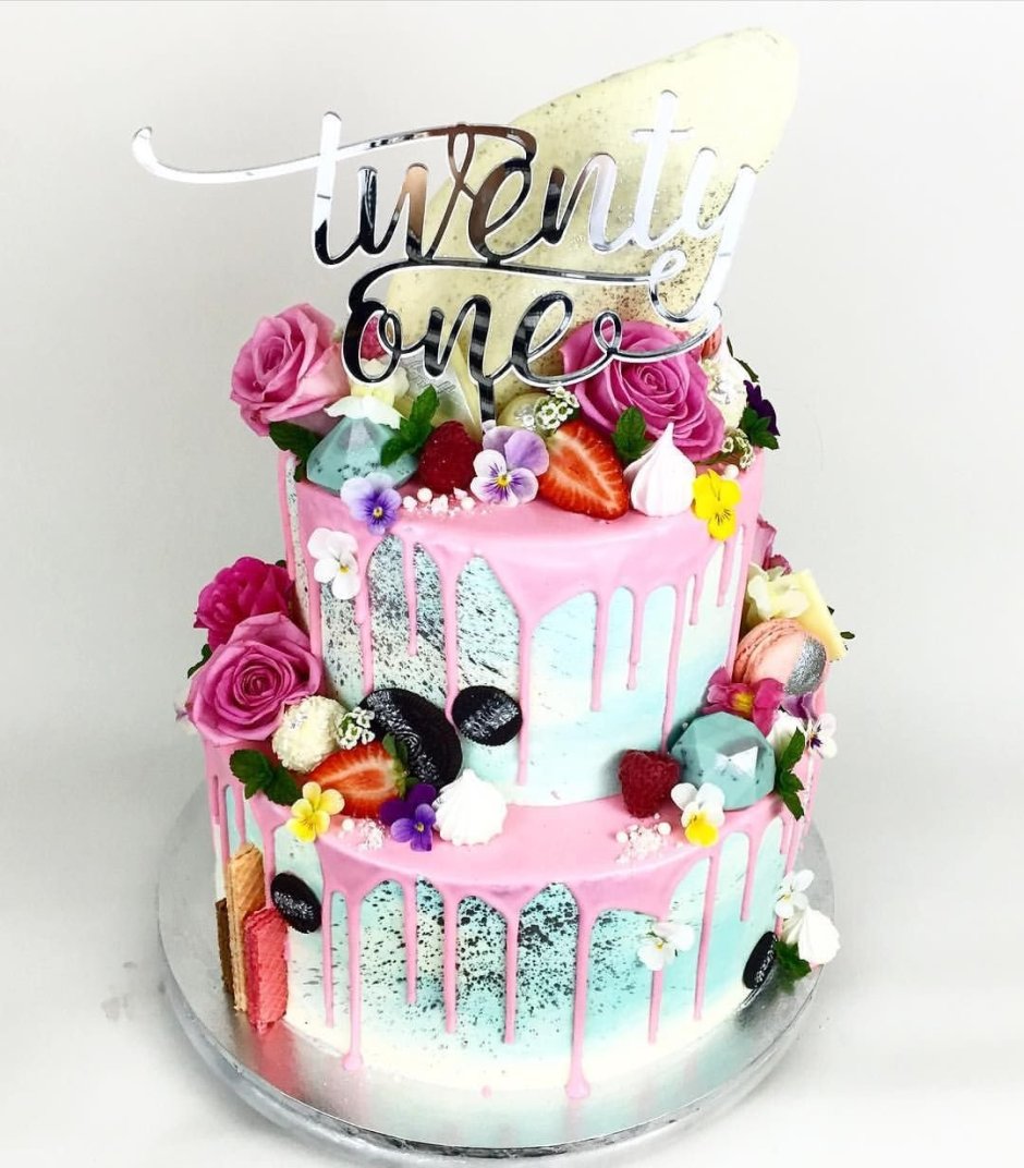 Красивый торт на 20 лет для девочки