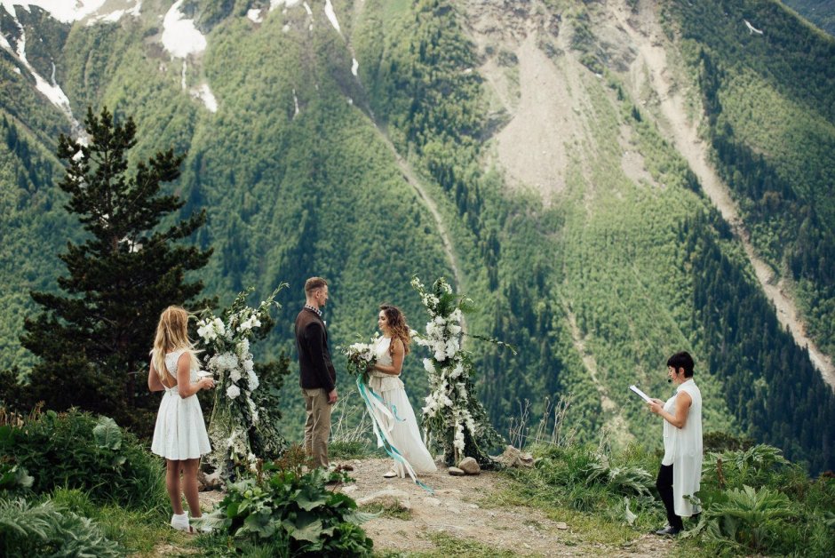 Выездная церемония в горах Сочи