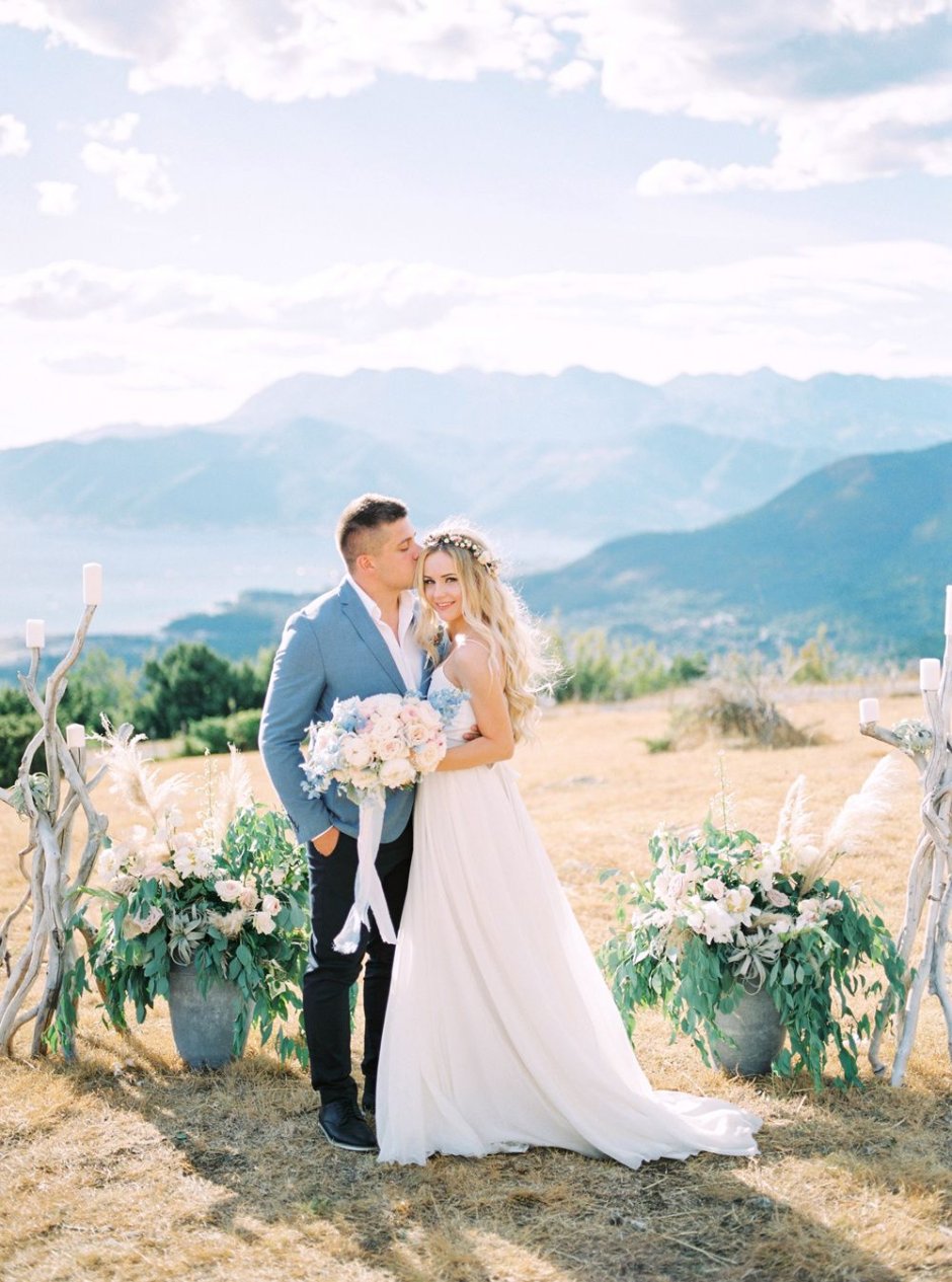 Камерная свадьба в горах