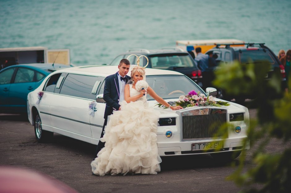 Псков свадьба с лимузином
