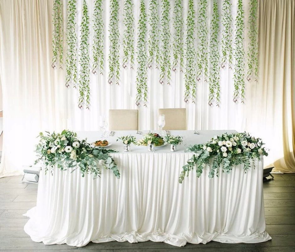 Свадебный президиум в зеленом цвете