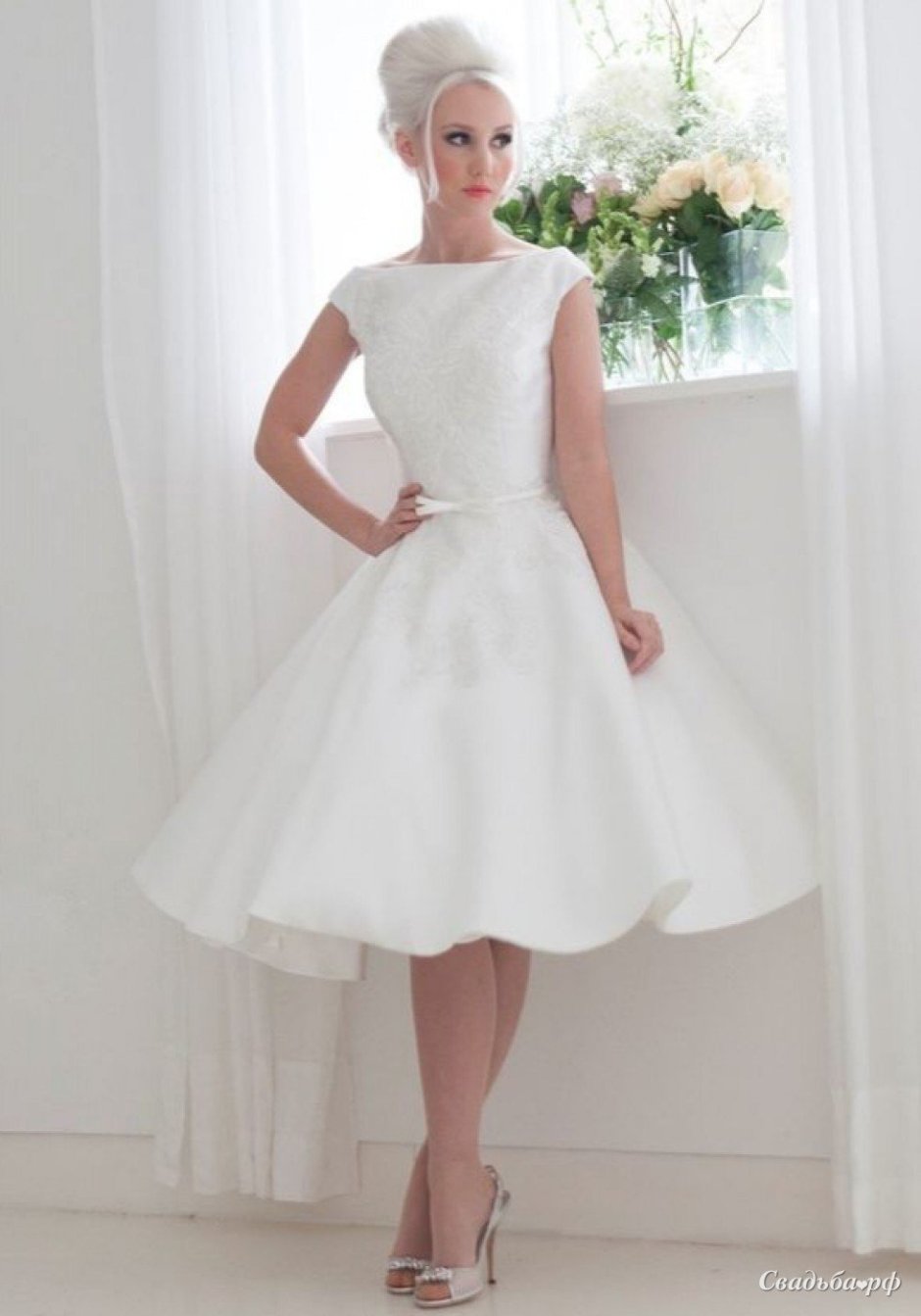 Свадебное платье в стиле 50-х годов
