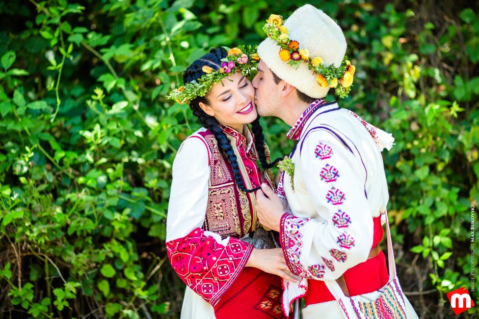 Национальный болгарский свадебный наряд