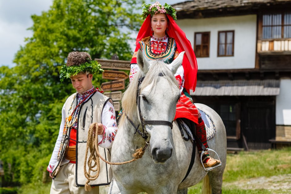 Болгарский свадебный наряд