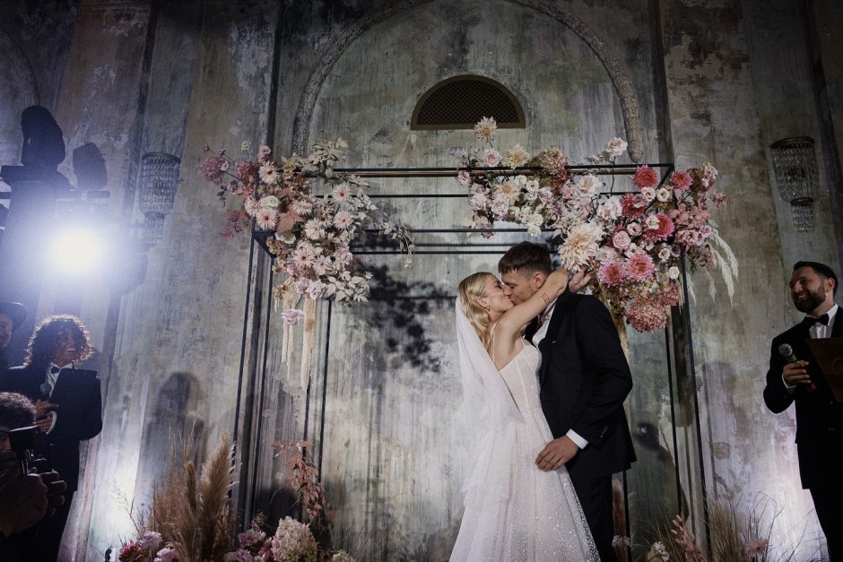Дарья 4 свадьбы Тольятти платье с цветами